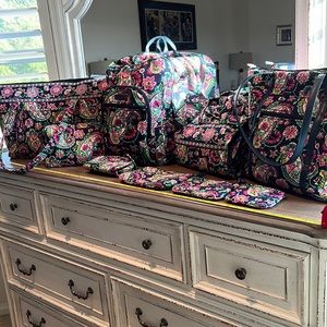 Vera Bradley FULL TRAVEL SET- Floral Paisley-NINE(9!) pieces. Rare discontinued